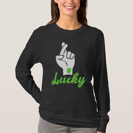 Irish Lucky Shamrock Hand Gesture Funny St Patrick T-shirt (Voorkant)