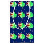 Irish New Zealand Flag Shamrock Clover St. Patrick Klein Cadeauzakje (Achterkant)