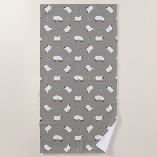 Irish Shamrock and Sheep Pattern Strandlaken (Voorkant)