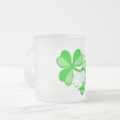 Irish Shamrocks Frosted Mok (Voorkant links)
