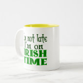 Irish Time Dit Drôle Drôle De La Mug De Café (Devant gauche)