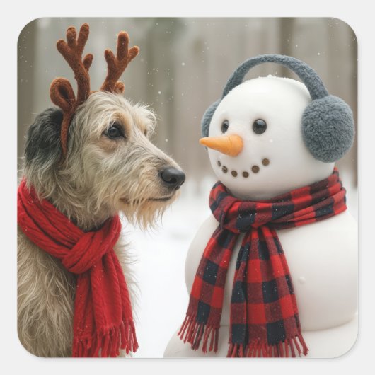 Irish Wolfhound Gazing at a Cute Snowman Vierkante Sticker (Voorkant)