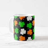 Irlande Papercut Shamrocks - Mug de café noir (Devant gauche)