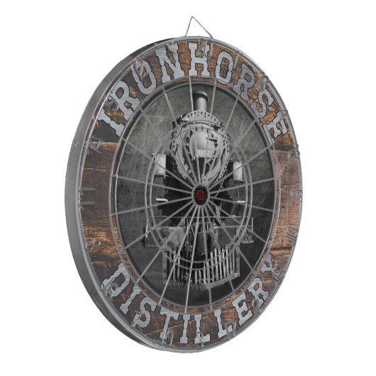 ironkoorddestillatie in hout en metaal dartbord (Voorkant Links)