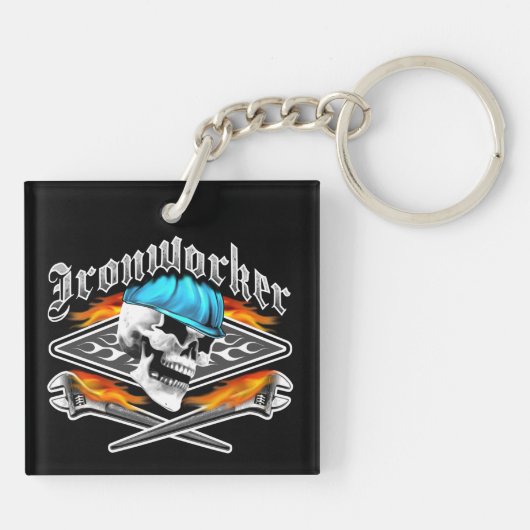 Ironwerker Skull en Flaming Wrenches Sleutelhanger (Achterkant)