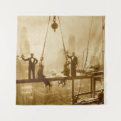 Ironwerkers lopen op de 32 verdieping wandkleed (Voorkant)