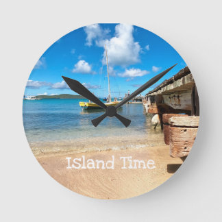 Island Time Clock Ronde Klok