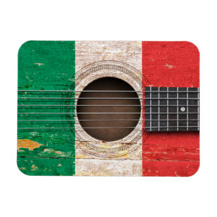 Italiaanse vlag op oude akoestische gitaar magneet