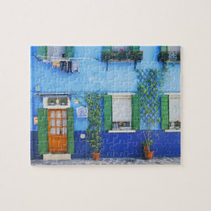 Italië, Burano. Een kleurrijk huis in Burano nabij Legpuzzel