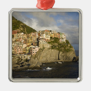 Italië, Cinque Terre, Manarola. Dorp op klif. Metalen Ornament