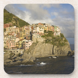 Italië, Cinque Terre, Manarola. Dorp op klif. Onderzetter