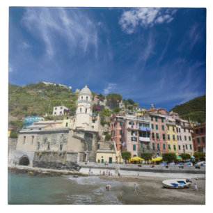 Italië, Cinque Terre, Vernazza, Haven en Kerk 2 Tegeltje