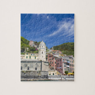Italië, Cinque Terre, Vernazza, Haven en Kerk Legpuzzel