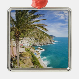 Italië, Cinque Terre, Vernazza, Hellend stadje van Metalen Ornament