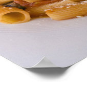 Italië, Positano. Bord van rigatoni weergeven. Poster (Hoek)