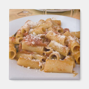Italië, Positano. Displayplaat van rigatoni. Magneet