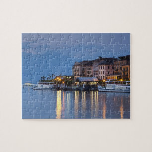 Italië, Provincie Como, Bellagio. Gezicht op stad, Legpuzzel