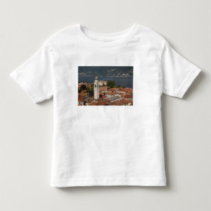 Italië, Provincie Como, Menaggio. Gezicht op stad Kinder Shirts