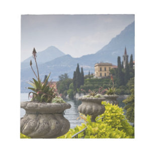 Italië, Provincie Lecco, Varenna. Villa Monastero, Notitieblok