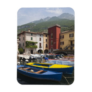 Italië, provincie Verona, Malcesine. Oude Cassone Magneet
