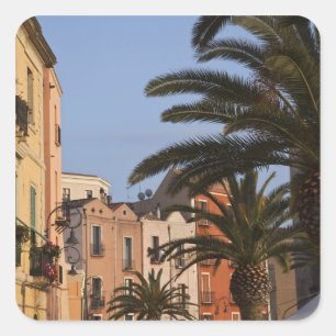 Italië, Sardinië, Cagliari. Gebouwen en palmen Vierkante Sticker
