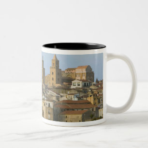 Italië, Sicilië, Cefalu, Gezicht met Duomo vanaf 2 Tweekleurige Koffiemok