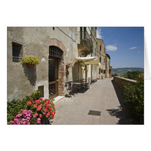 Italie, Toscane, Pienza. Promenade extérieure auto