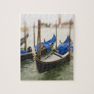 Italië, Venetië, Selectieve focus van gondel in de Legpuzzel