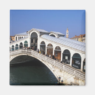 Italië, Veneto, Venetië, Rialtobrug oversteken Magneet