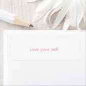 It's a sticker to encourage self-love (En situation)