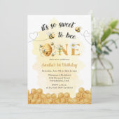 It's So Sweet To Bee 1st Birthday Invitation (Debout devant)