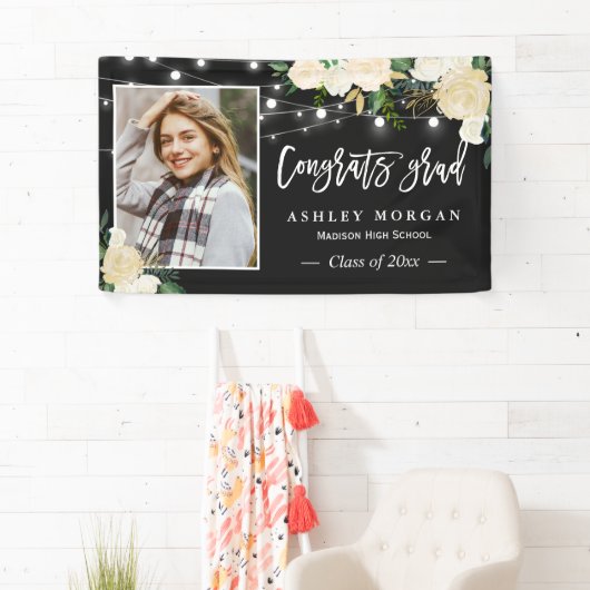 Ivoor Bloemen String Lights Foto Afstuderen Foto Spandoek (Insitu)