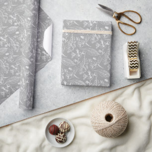 Ivoor Ecru Bladeren Bloemmotief op Chic Grijs Cadeaupapier