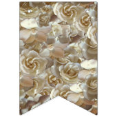 Ivoor Roos Patroon – Elegante Bloemkunst Vlaggetjes (Tweede vlag)