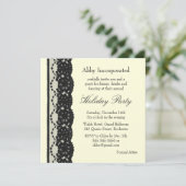 Ivory French Lace Holiday Invitation (corp) (Debout devant)