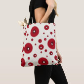 Ivory Red Dots Funky Whimsical Circle Pattern  Draagtas (Dichtbij)