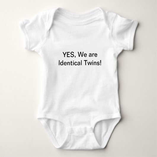 Ja, we zijn tweelingen, onsies en t-shirts. romper (Voorkant)