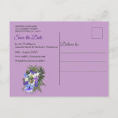 Jacaranda Blooms en Lily Bouquet redden de Dates Aankondigingskaart (Achterkant)