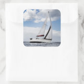 jacht in open Zee Vierkante Sticker (Tas)