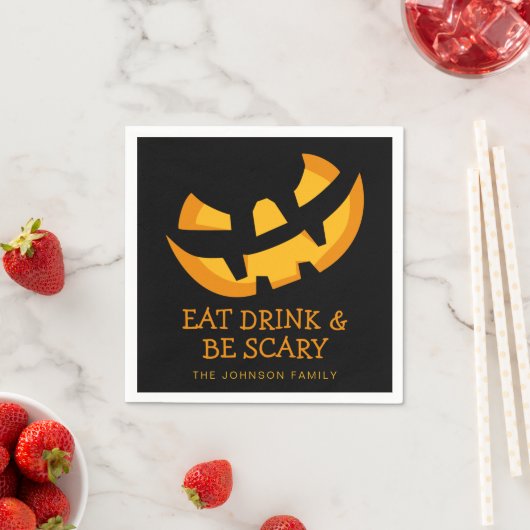 Jack-O-Lantern eet Drink en ben eng Servet (Insitu)