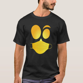 Jack O' Lantern pompoen met een simpele halloween T-shirt