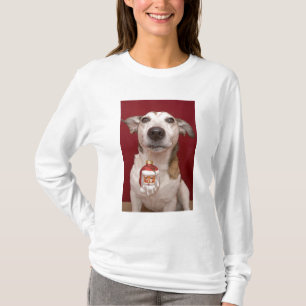 Jack Russell Terrier Holding kerstversiering T-shirt
