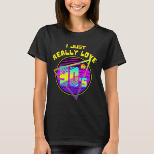 j'adore vraiment le T-Shirt des années 90