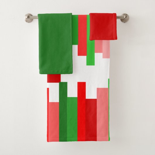 Jagged Lines - Red en Green Bath Towel Set Bad Handdoek (Insitu)