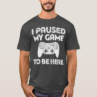 J'ai mis mon jeu en pause pour être ici Pullover d