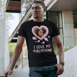 J'Aime Mon T-Shirt De Fille<br><div class="desc">T-shirt à deux buts avec le dicton "J'aime ma petite amie", avec une photo en forme de coeur d'amour, et un peu de petits coeurs. Offrez à votre petit ami ce mignon t-shirt pour son anniversaire, noël ou jour de la Saint-Valentin. Conseil photo : Coupez votre photo dans un carré...</div>