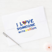 J'aime quelqu'un avec un autocollant Autism (Enveloppe)