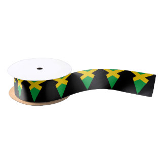 Jamaican Triangle Flags Cake Lint