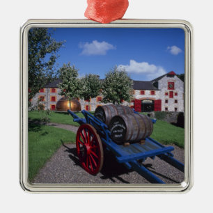 Jamesons Whisky Erfgoedcentrum, Midleton, Metalen Ornament