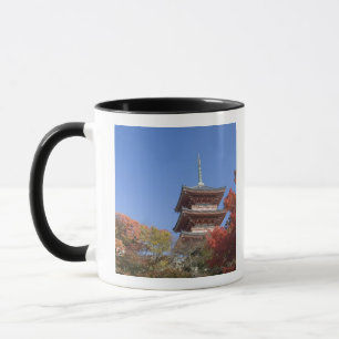 Japan, Kyoto, Pagode in herfstkleuren Mok